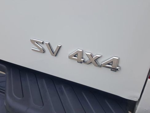 Used 2016 Nissan Frontier SV image 22