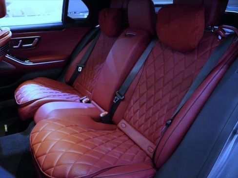 Used 2023 Mercedes-Benz S 580 4MATIC Sedan w/ AMG Line image 15