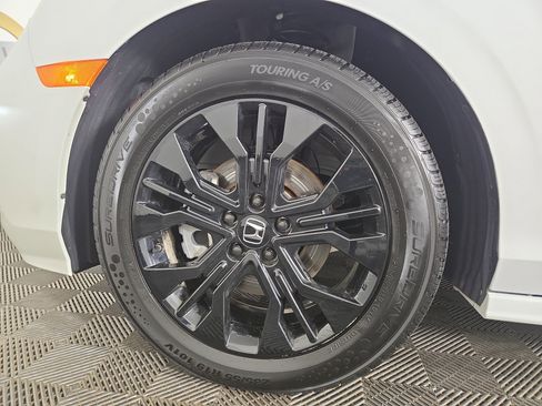 Used 2025 Honda Odyssey Sport-L image 35