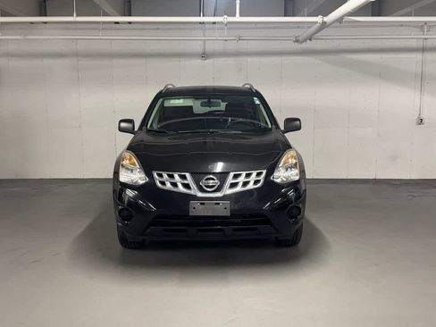 Used 2015 Nissan Rogue S w/ Convenience Package AWD/4WD image 8