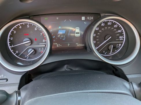 Used 2023 Toyota Camry XLE w/ Navigation Package FWD image 16