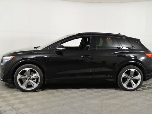 Used 2025 Audi Q4 e-tron Premium Plus w/ Premium Plus image 2