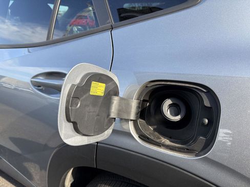 Used 2026 Chevrolet Trax LT w/ Driver Confidence Package FWD image 9