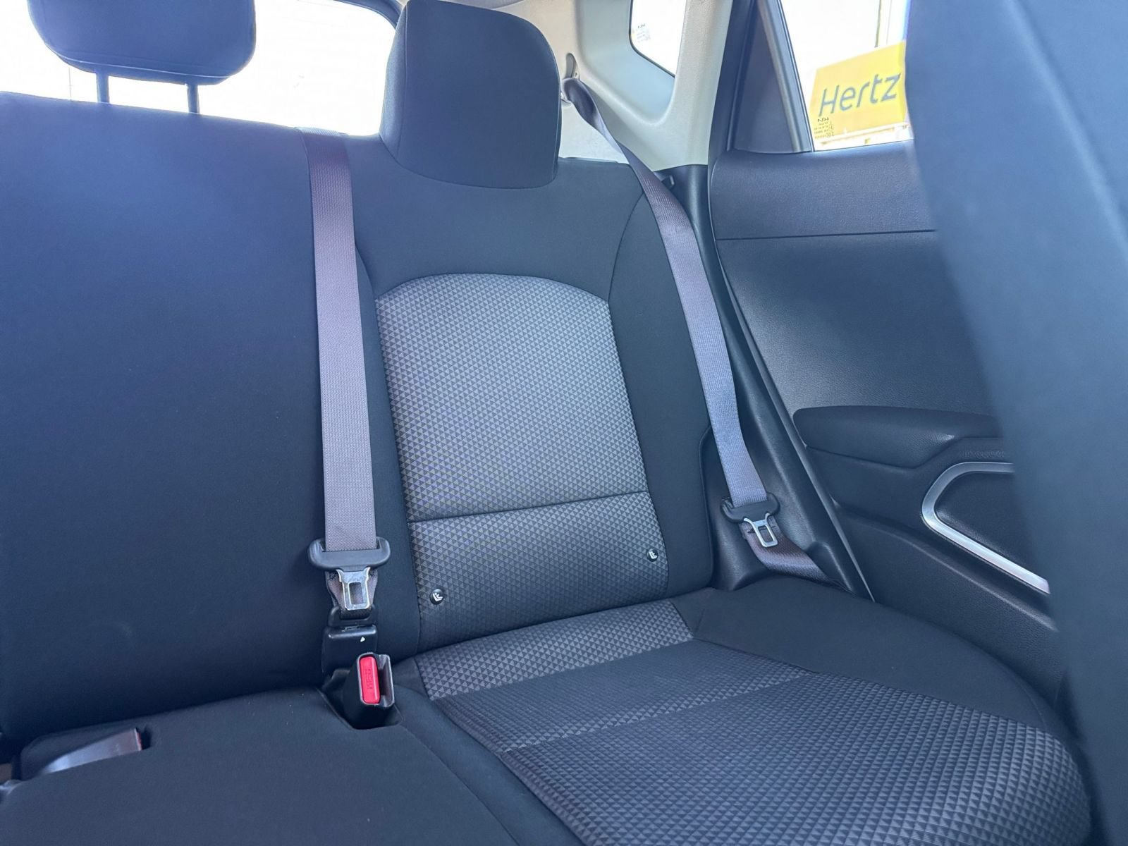 Used 2025 Kia Soul LX w/ LX Technology Package FWD image 34
