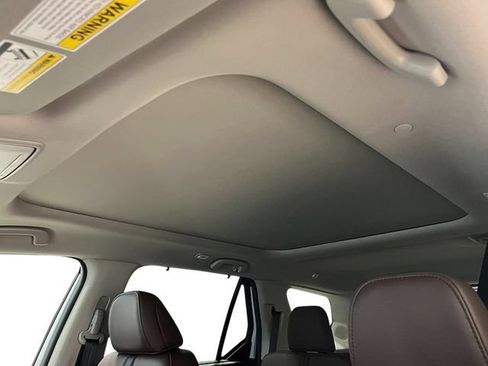 New 2026 Honda Pilot Touring image 13