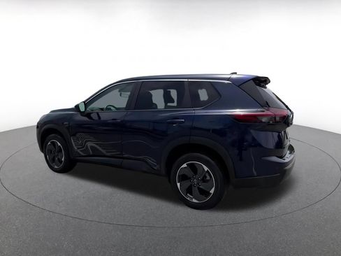 Used 2025 Nissan Rogue SV FWD image 10