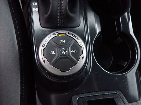 Used 2024 Ford Bronco Big Bend AWD/4WD image 5