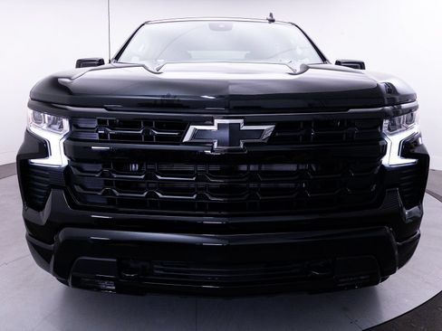 Used 2025 Chevrolet Silverado 1500 RST AWD/4WD image 14