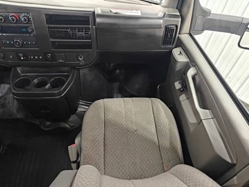 Used 2023 GMC Savana 3500 w/ Power Convenience Package RWD image 27