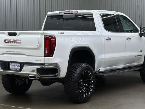 Used 2024 GMC Sierra 1500 SLT w/ SLT Premium Plus Package AWD/4WD image 5