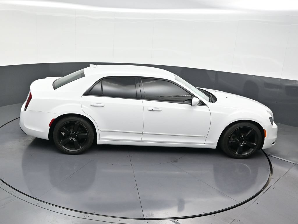 Used 2020 Chrysler 300 S RWD image 19
