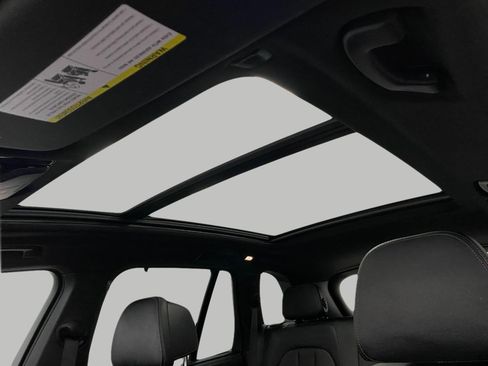 Certified 2022 BMW X5 xDrive40i w/ Premium Package image 33