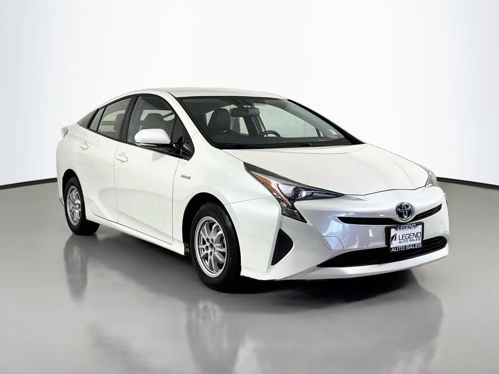 Used 2016 Toyota Prius Four FWD image 4