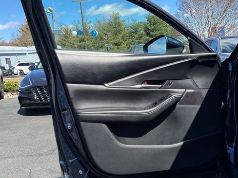 Used 2021 MAZDA CX-30 FWD 2.5 S w/ Select Package image 39