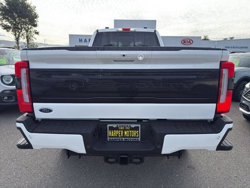 New 2026 Ford F350 Platinum w/ FX4 Off-Road Package image 35
