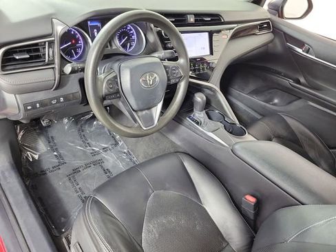 Used 2020 Toyota Camry LE w/ Convenience Package FWD image 18