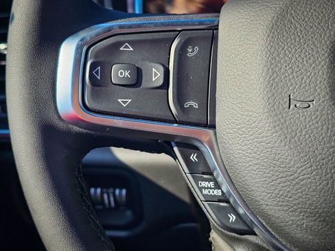 New 2026 RAM 1500 4x4 Crew Cab image 19