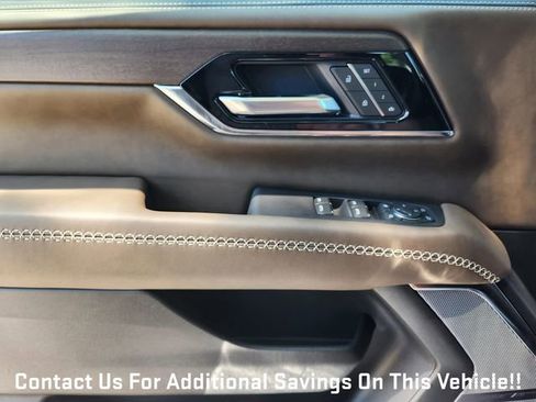 New 2026 GMC Yukon Denali Ultimate w/ LPO, Floor Liner Package AWD/4WD image 18
