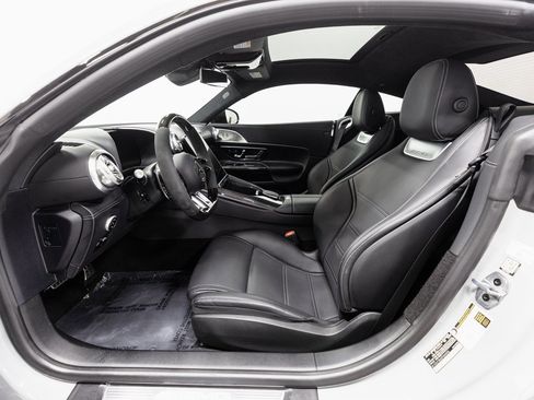 Used 2025 Mercedes-Benz AMG GT 63 image 8