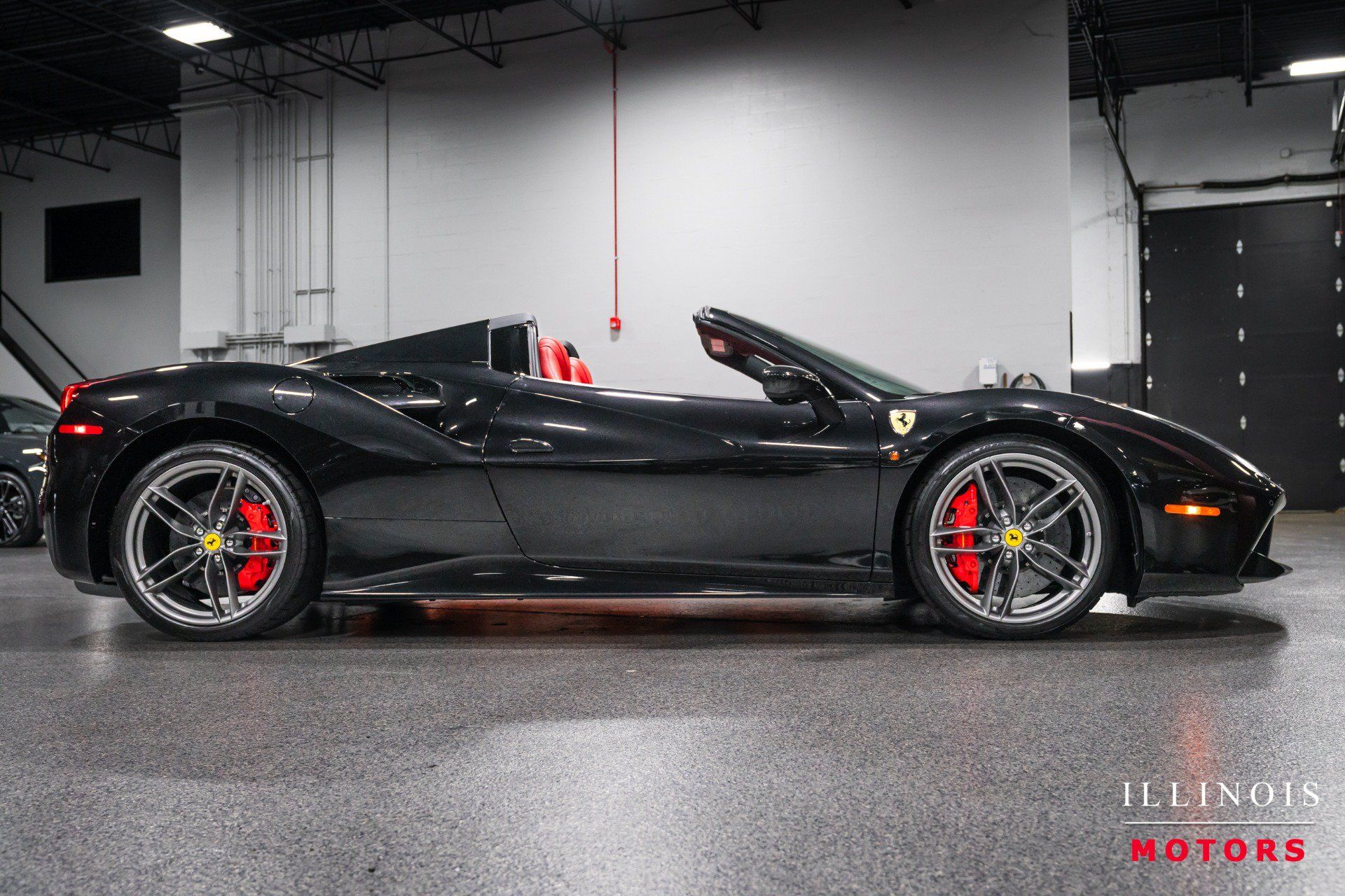 Used 2019 Ferrari 488 Spider RWD image 6