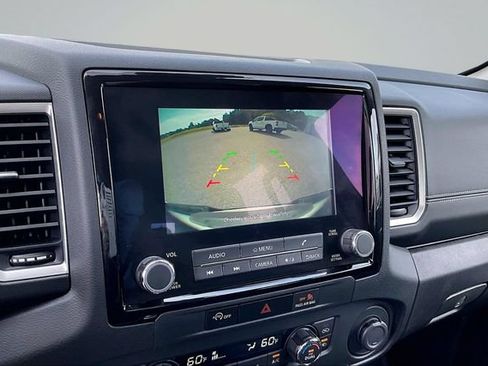 Used 2023 Nissan Frontier SV w/ SV Convenience Package AWD/4WD image 15