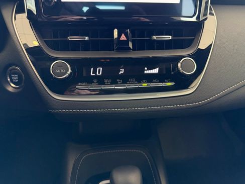 Used 2025 Toyota Corolla SE FWD image 26