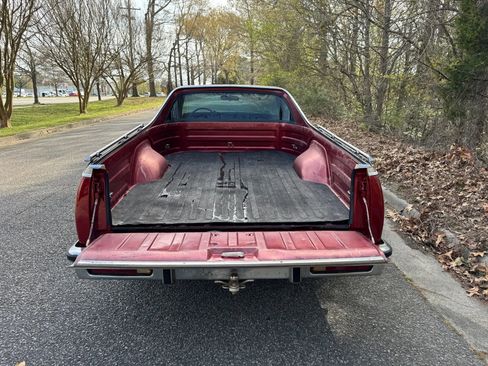 Used 1987 GMC Caballero image 4