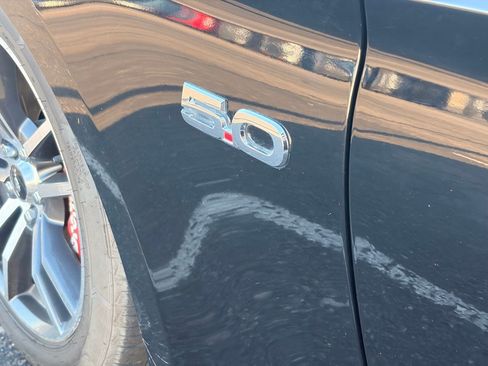 Used 2015 Ford Mustang GT RWD image 9