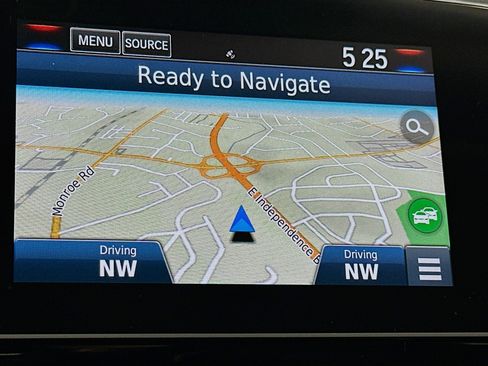 Used 2018 Honda CR-V Touring image 22