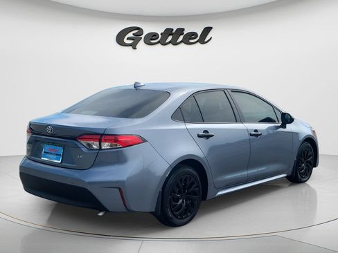 Certified 2025 Toyota Corolla LE FWD image 5