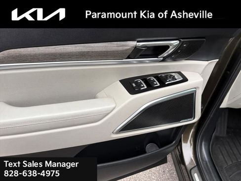 Used 2020 Kia Telluride SX w/ SX Prestige Package image 25