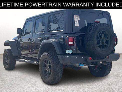 Used 2024 Jeep Wrangler Unlimited image 12