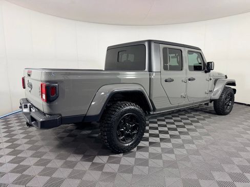 Used 2023 Jeep Gladiator Sport AWD/4WD image 8