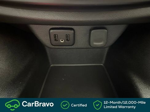 Used 2021 Chevrolet Traverse LT AWD/4WD image 33