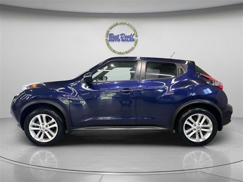 Used 2015 Nissan Juke SV AWD/4WD image 3