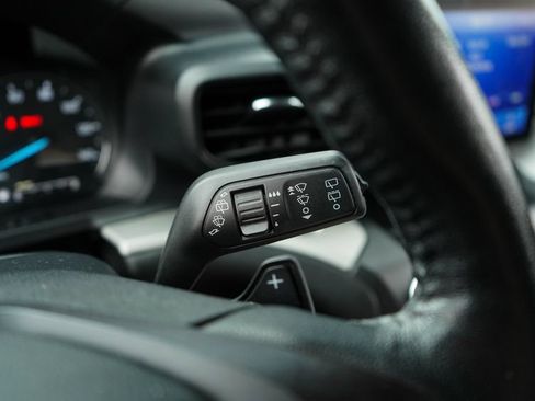 Used 2020 Ford Explorer XLT RWD image 33