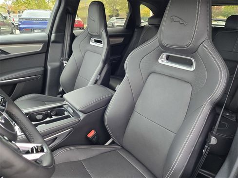 New 2026 Jaguar F-PACE R-Dynamic S image 13
