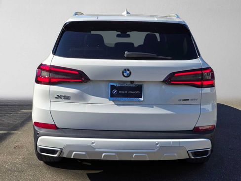 Used 2022 BMW X5 sDrive40i w/ Premium Package RWD image 4
