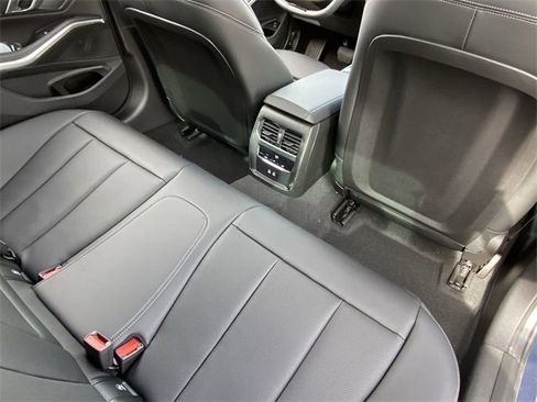 New 2025 BMW 330i xDrive Sedan w/ Premium Package image 15