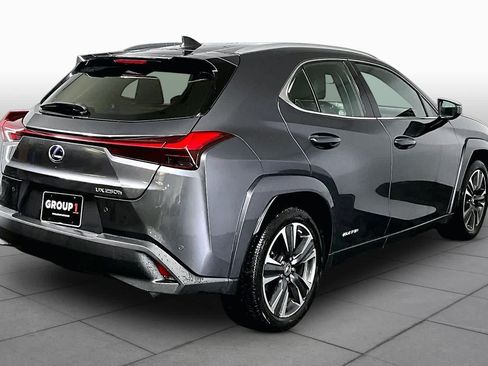 Used 2025 Lexus IS 350 F Sport AWD/4WD image 13