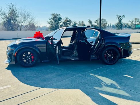 Used 2023 Dodge Charger SRT Hellcat image 31