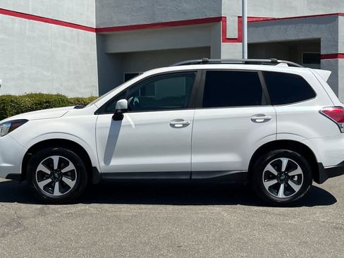 Used 2017 Subaru Forester 2.5i Premium w/ Rugged Package #1 AWD/4WD image 9