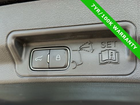 Certified 2025 Ford Explorer ST image 14