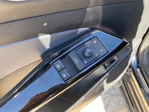 Used 2023 Volkswagen ID.4 Pro S image 20