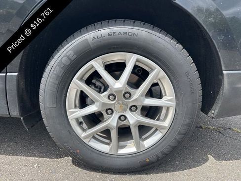 Used 2022 Chevrolet Equinox LT AWD/4WD image 3