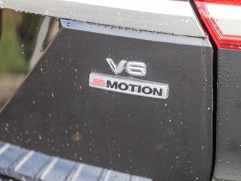 Used 2019 Volkswagen Atlas SEL Premium image 14