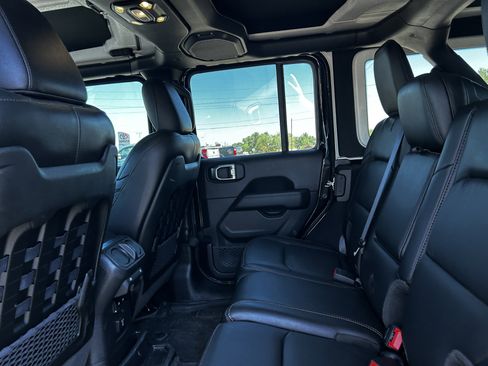Used 2023 Jeep Wrangler Unlimited Rubicon 392 w/ Trailer Tow Package AWD/4WD image 11