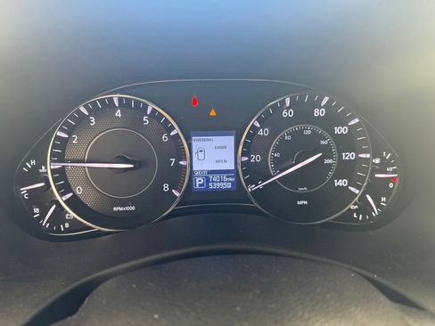 Used 2019 Nissan Armada SV w/ Driver Package RWD image 4