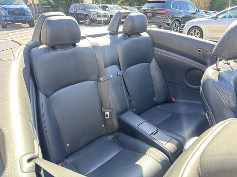 Used 2010 Lexus IS 250C image 7