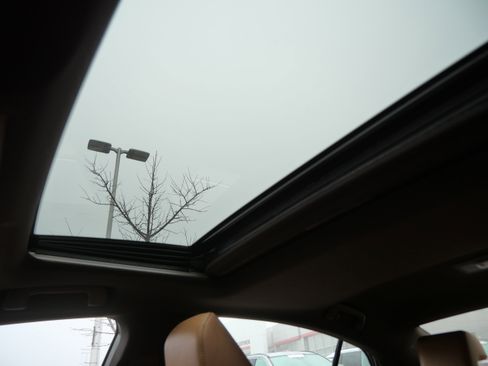 Used 2019 Lexus ES 300h w/ Accessory Package 2 image 31